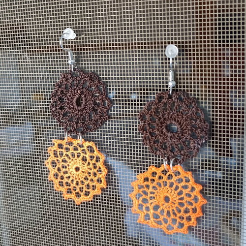 Handmade knitted two-tone earrings new