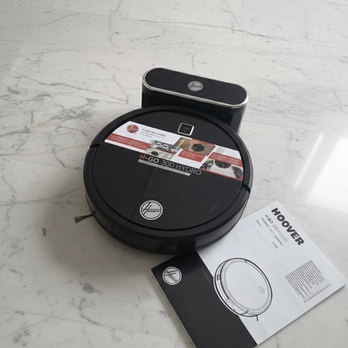 Hoover H-GO 300 HYDRO robotic vacuum like new with mopping function