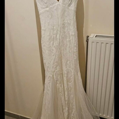 Wedding dress mermaid line with sequins like new