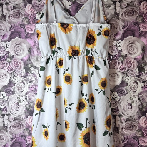 Shein floral dress with sunflowers, size M