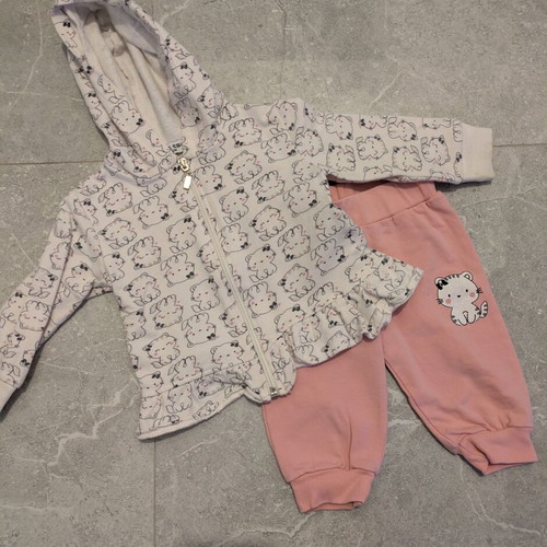 Miss Ebita baby clothing set like new, 2 pieces, 6 months