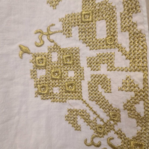 Adda women's blouse with embroidery like new, size S, white and gold