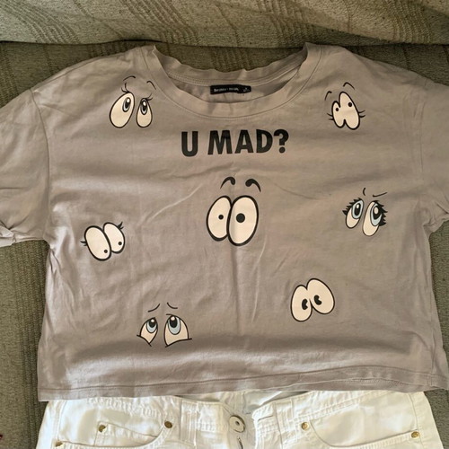 Sisley white shorts and Bershka beige crop top set like new