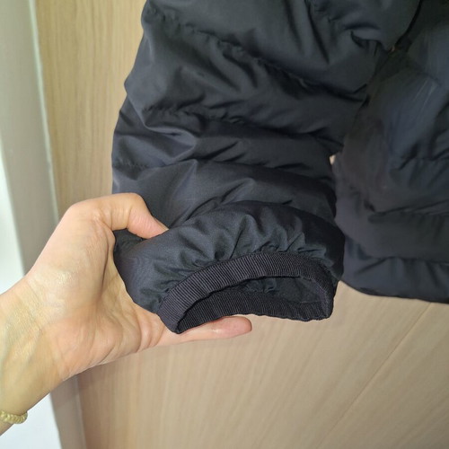 Nike Unisex Jacket size Large like new, black