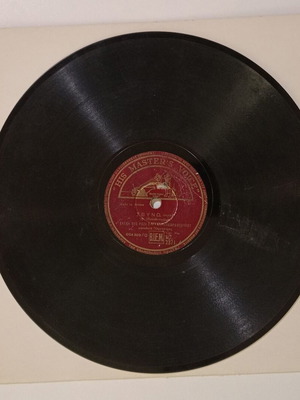 His Master's Voice 78 rpm record used, A.O. 2371 with Greek songs