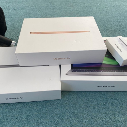 MacBook boxes like new, 1 Pro, 2 Air and Magic Mouse