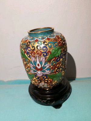 Cloisonné vase set like new, 2 pieces with bases