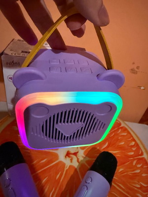 Wireless Karaoke Speaker Set σαν καινούργιο με 2 μικρόφωνα και RGB φωτισμό