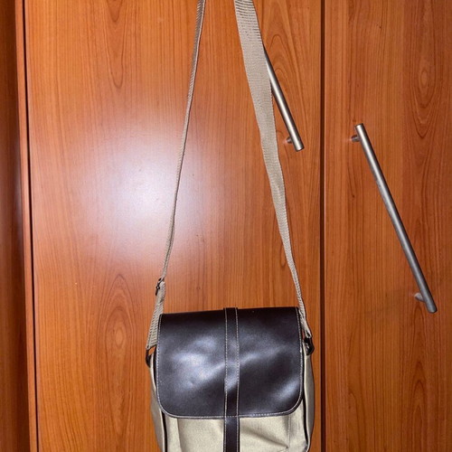 Bag with adjustable strap like new, crossbody black and beige