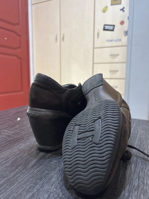 Hogan women's boots size 36 brown like new