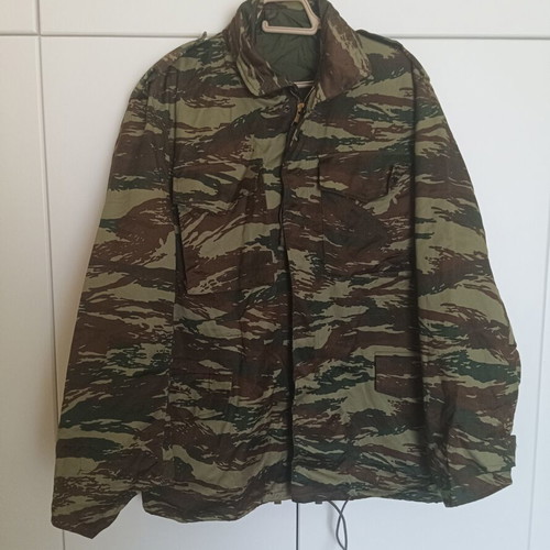 Military jacket No 8 (Large) waterproof with hood, authentic