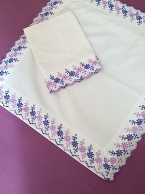 Set of 2 vintage pillowcases 51x46 cm with embroidered purple-pink flowers