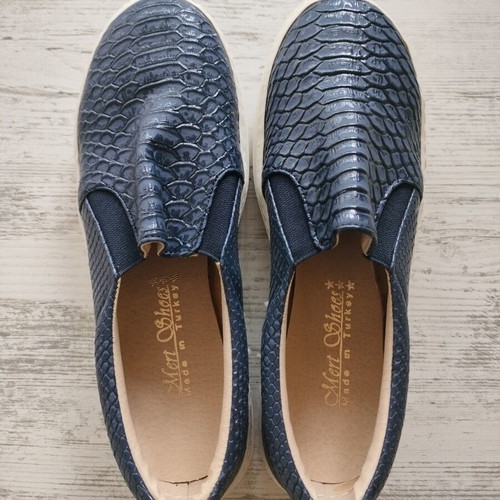 Moccasins dark blue new, very light and comfortable