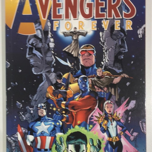 Avengers Legends Avengers Forever Marvel volume like new, in English