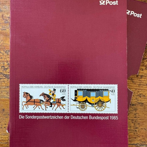 Deutsche Bundespost Yearbook 1985 like new with original slipcase