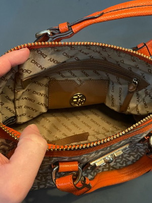 DKNY handbag like new, beige and orange, missing shoulder strap