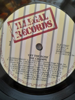 The Charms Off the Bone vinyl record like new, rock