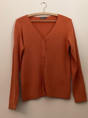 Claire.dk orange cardigan Medium 100% cotton like new