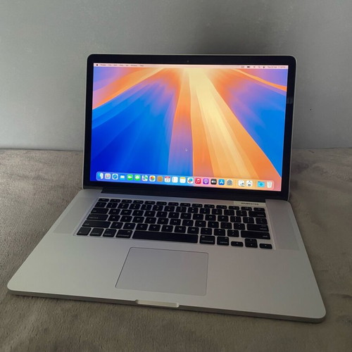 MacBook Pro Retina 15inch Intel i7