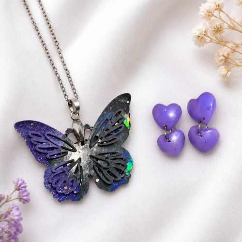 Handmade butterfly set with iridescent rainbow effect and heart earrings