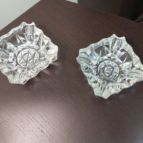 Crystal vintage ashtrays like new, set of 2