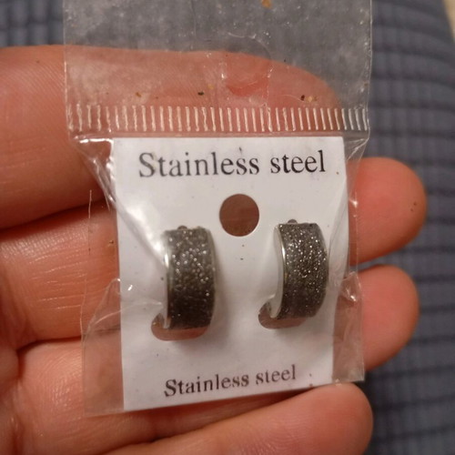 Small hoop earrings new stainless steel black and silver