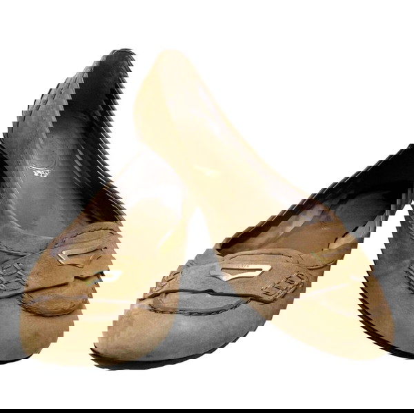 Tods beige gommino flats