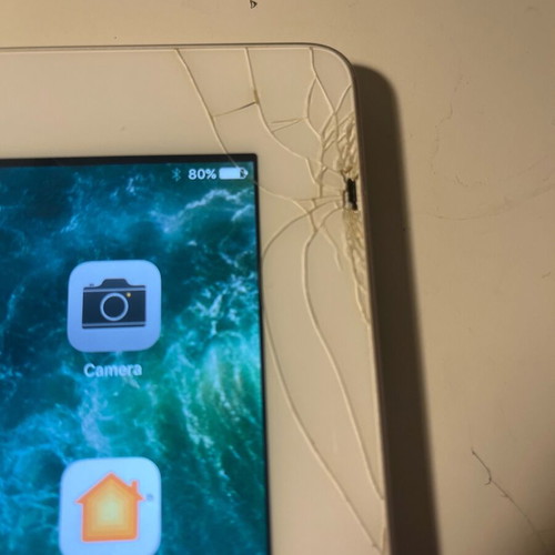 iPad 4th generation like new with crack on top right