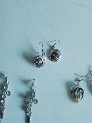 Set of 3 pairs of silver dangle earrings