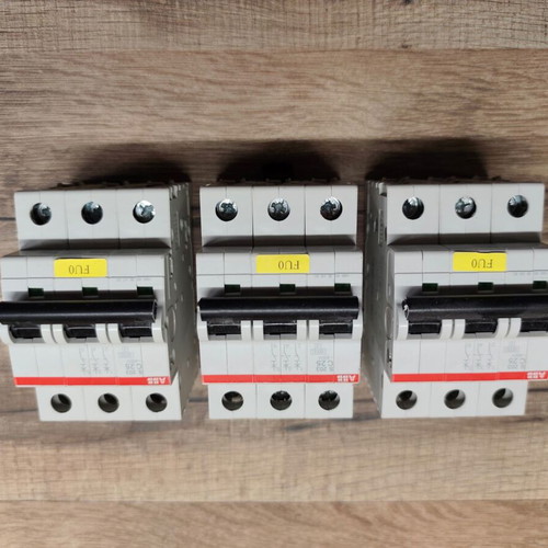 ABB S203-C25 Circuit Breakers used, set of 3, 25A