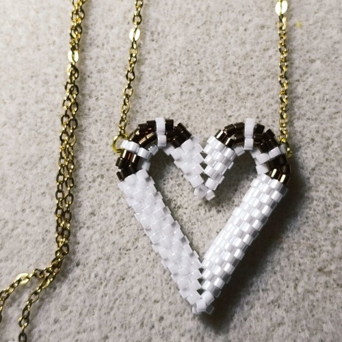 Heart necklace with Miyuki beads and stainless steel chain