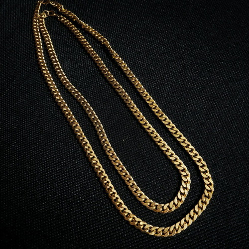 Stainless steel gold-plated Cuban link chains like new
