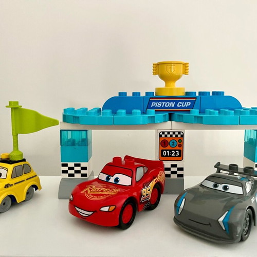 Lego Duplo Disney Pixar Cars Piston Cup Race 10857 like new