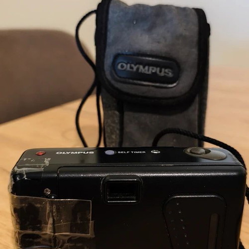 Olympus AF-10 35mm compact analog camera used