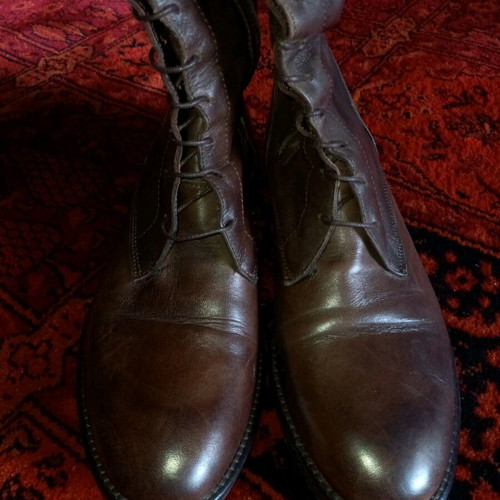 Leather boots from Italy like new, tall, dark brown