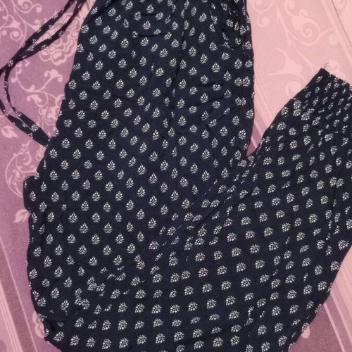 Summer patterned pants like new, size S/M, white and blue
