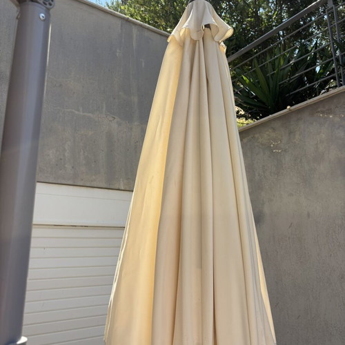 IKEA garden umbrella corner 3x3 meters like new with base