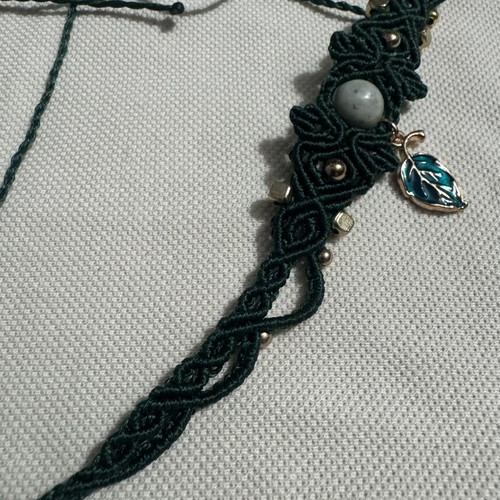 Macrame Forest Leaf choker with dendritic agate and enamel, new