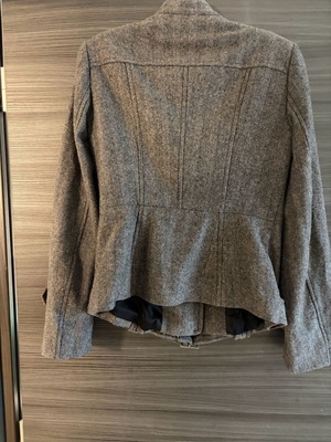 Benetton coat like new, gray with unique pattern, size M