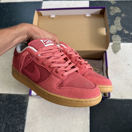Nike SB Dunk Adobe sneakers, size 42, red
