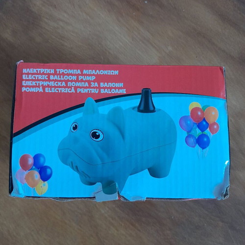 Electric balloon pump dog-shaped like new