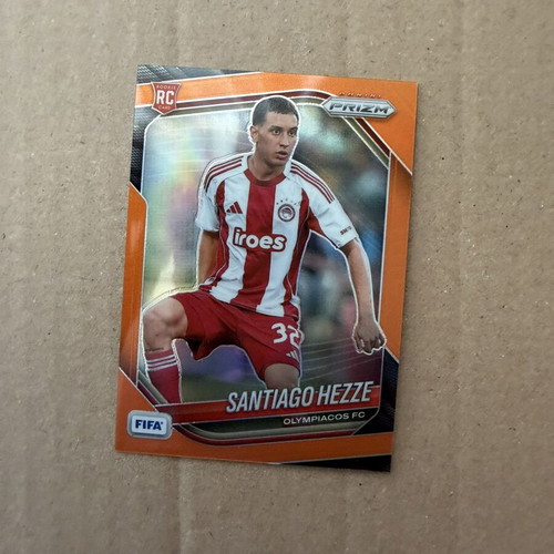 2025-26 Panini FIFA Prizm Rookie Santiago Hezze Olympiacos card like new