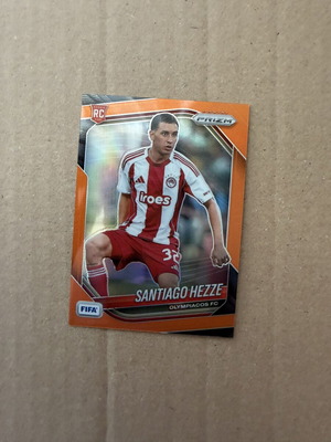 2025-26 Panini FIFA Prizm Rookie Santiago Hezze Olympiacos карта като нова