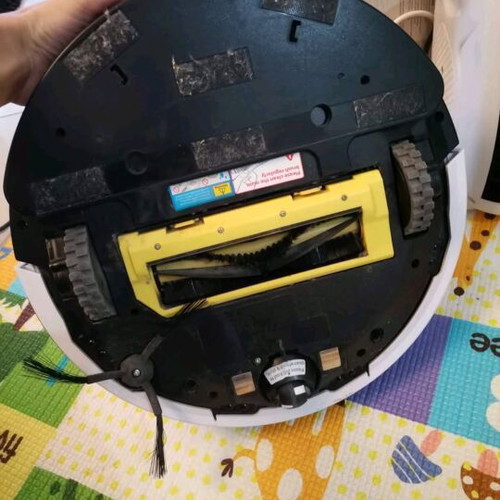 iLife V7s plus robotic vacuum cleaner used