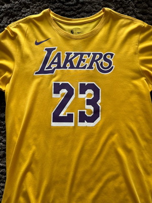 T shirt LeBron James καινούργιο, μέγεθος Large