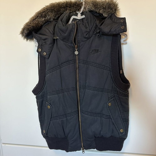 Nike sleeveless women's jacket like new, black, size L