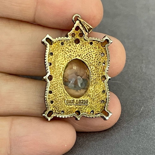 Aristocratic 9K gold and 925 silver pendant with citrine stone like new