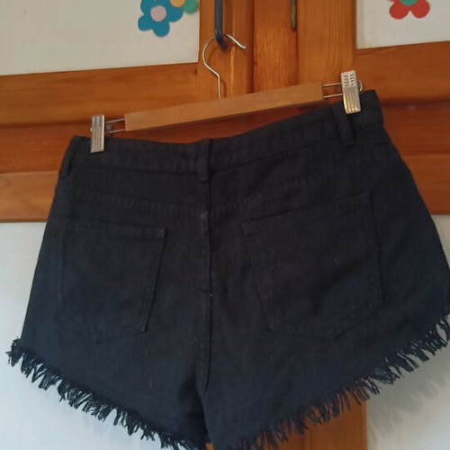Shein shorts like new, very short with frayed edges, size M