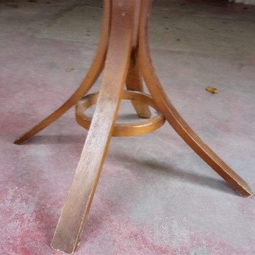 Skeleton coffee table rotunda used