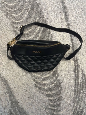 Τσάντα Nolah χιαστί μαύρη και χρυσαφί σαν καινούργια